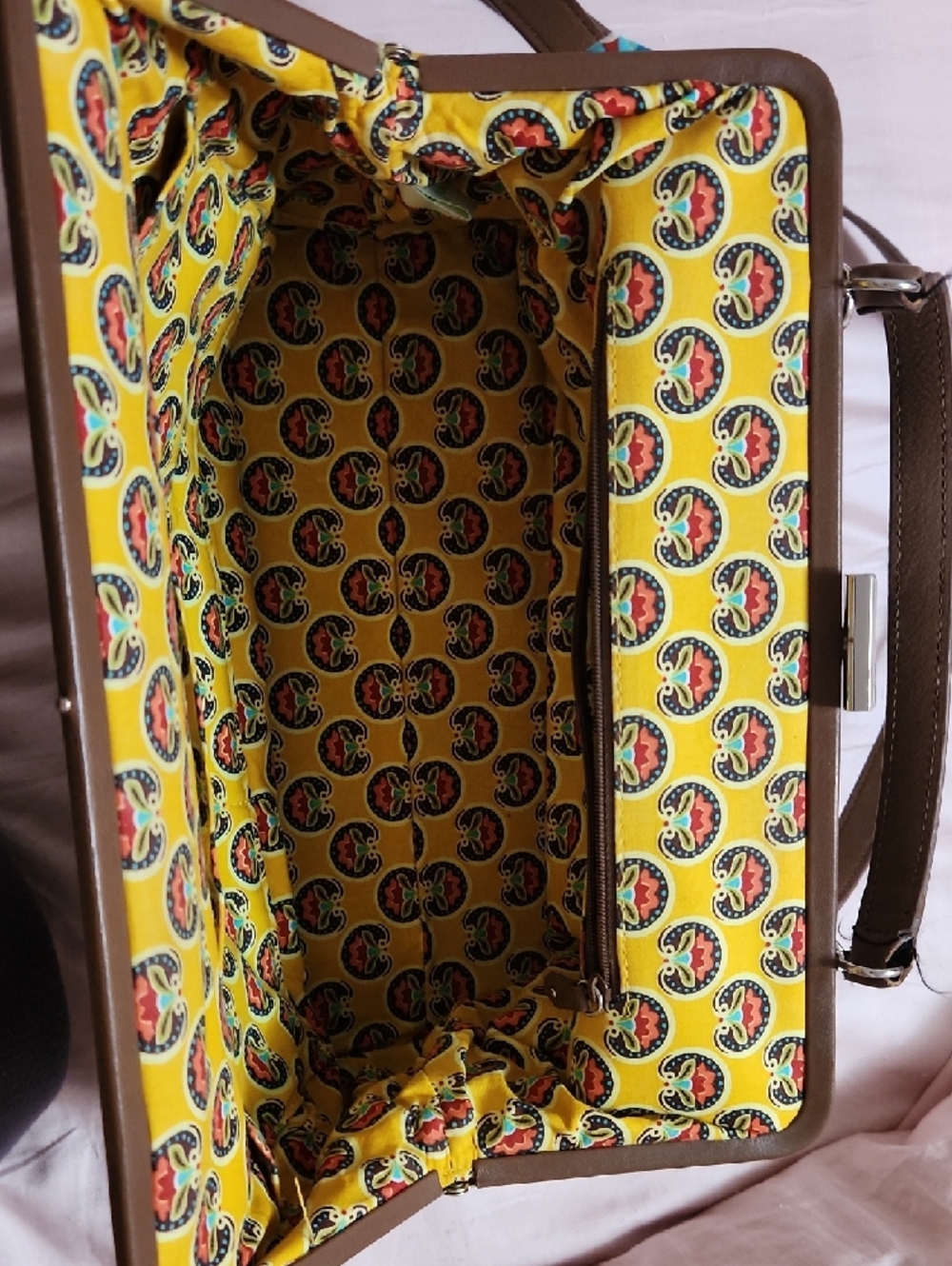 Vera Bradley Yellow Multicolor Paisley Quilted Travel Bag Set - Picture 14 of 14